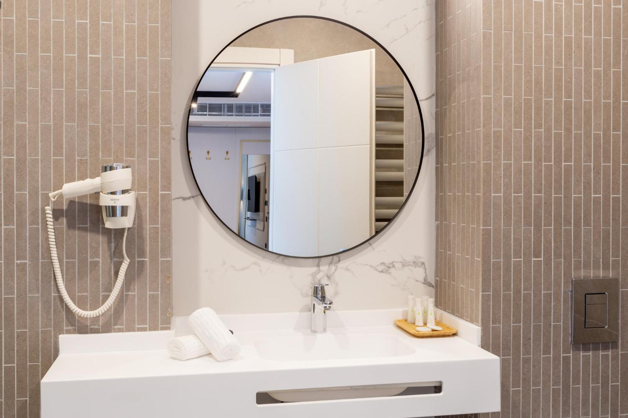 Lupa By Bueno Hotel